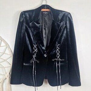 💥CHIC & SEXY💥 Black Velvet Lace Up Blazer